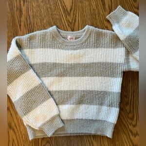 Frankie Cozy Striped Size 10 Sweater - Gray & White